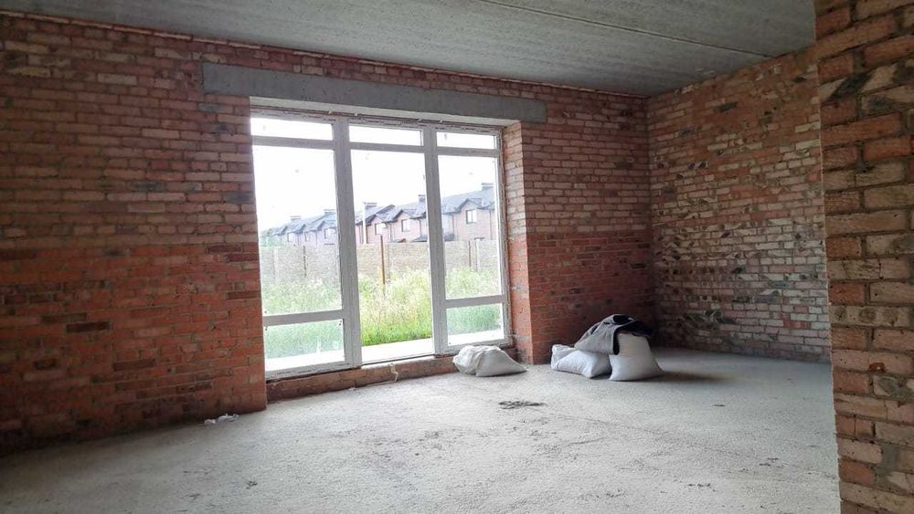 Продам таунхаус-БЕЗ КОМІСІЇ-Цегла+СТИЛЬНИЙ+УВАГА-Місцеві Комунікації!