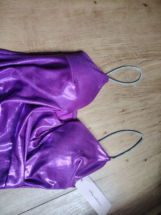 Zjawiskowa sukienka błyszcząca