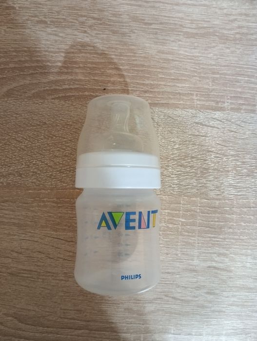 Бутылочки AVENT , MAM