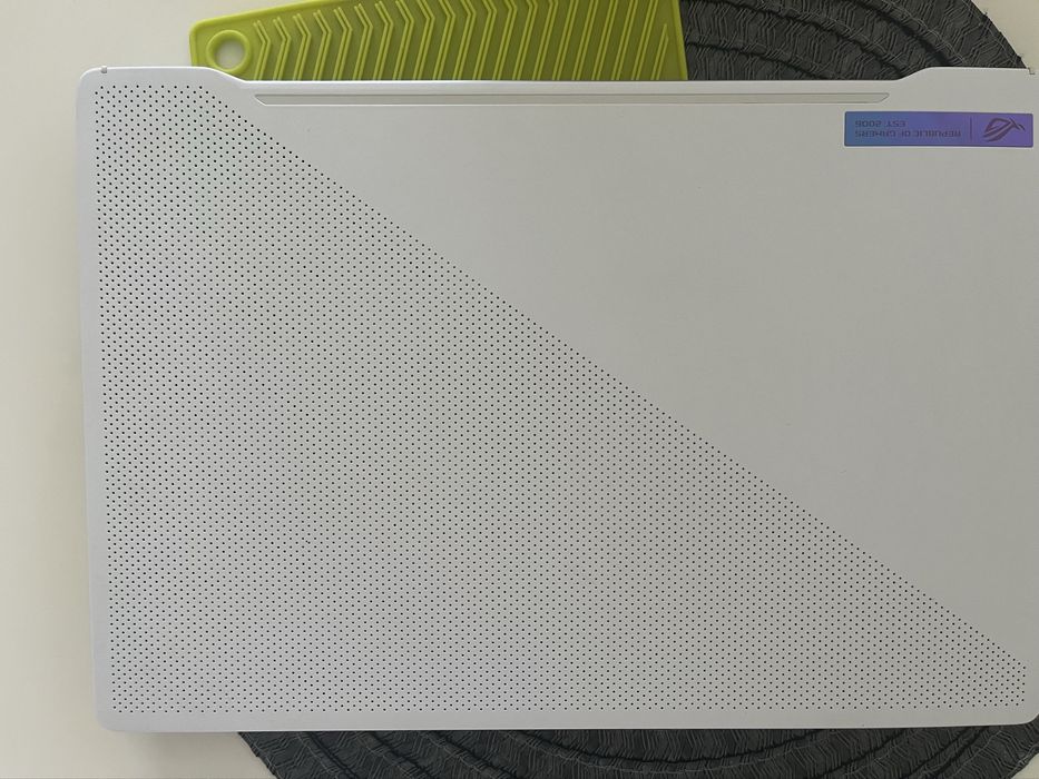 Laptop Asus ROG Gamingowy Notebook Zephyrus GA401Q Biały Jak Nowy WWA