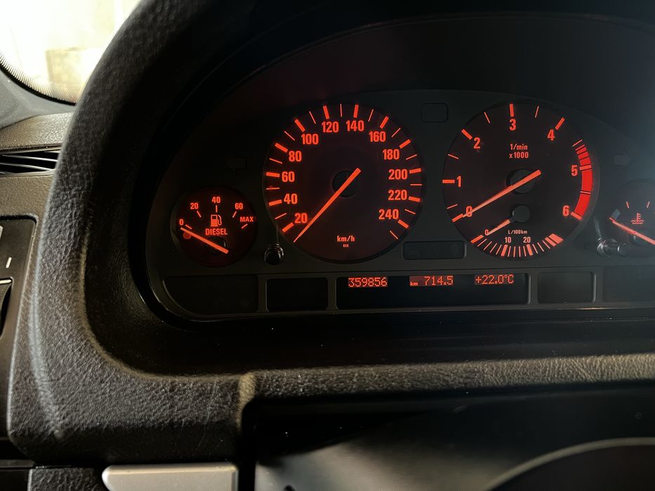 Продам BMW X5 в кузові Е53