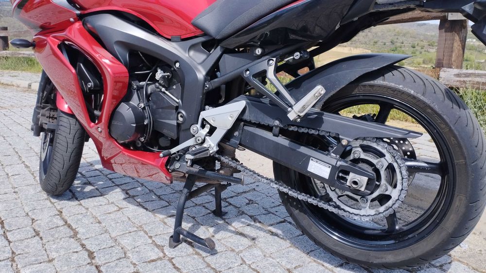Yamaha FZ6 Fazer S2