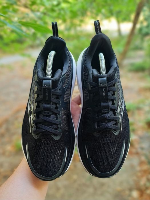 Оригинальные кроссовки Saucony Guide 18 Wide Black, 41р. 26см.