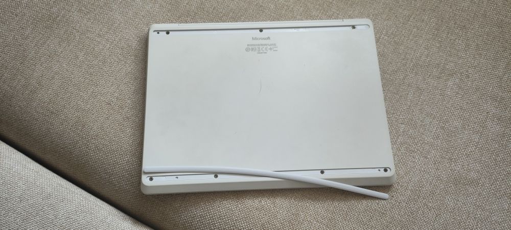 Microsoft Surface Go 1943