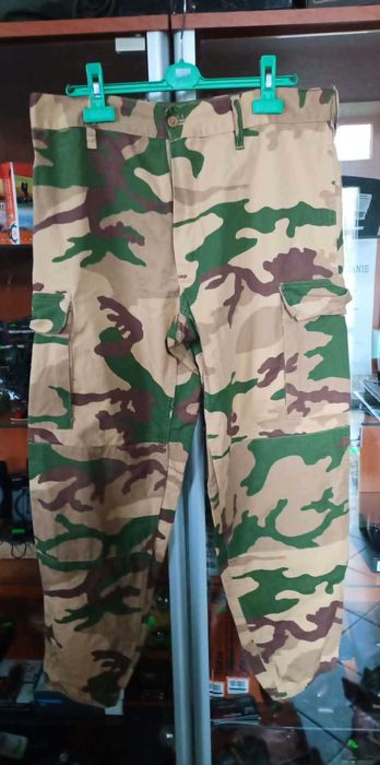 Spodnie Wojskowe Armia Włochy Mimerico Deserto camo pas88 r.M-Short