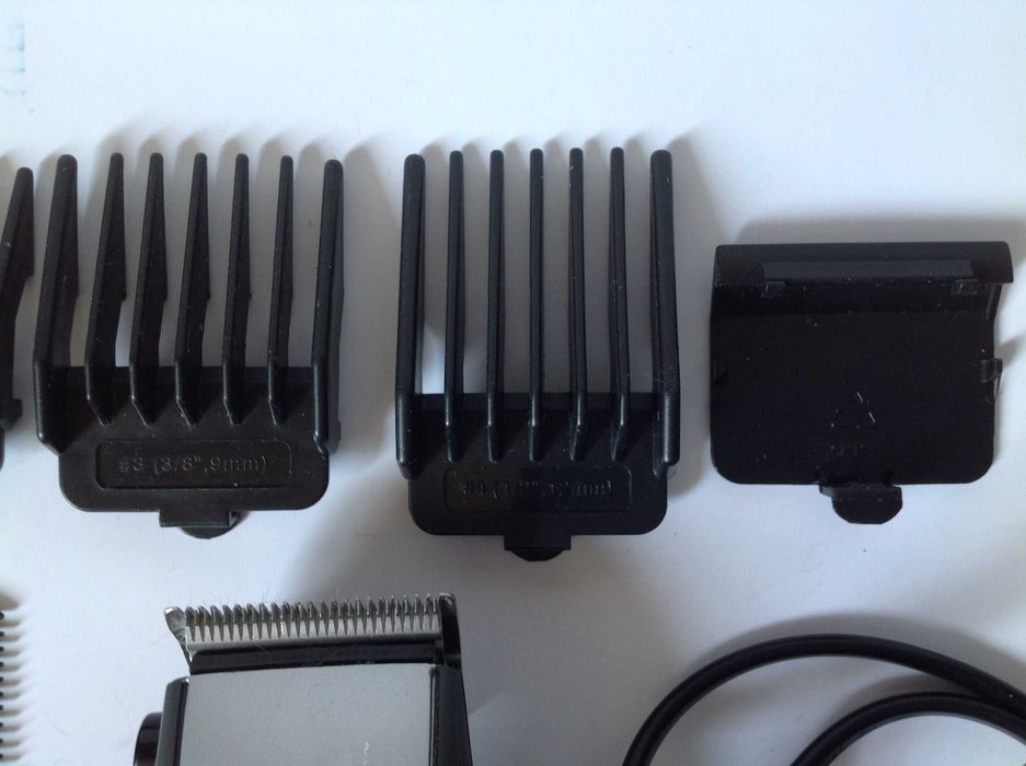 Машинка для стрижки (полурабочая) Domotec MS-4610 насадки ножницы