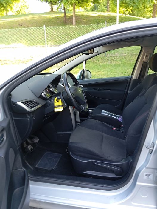 Peugeot 207 168 mil km