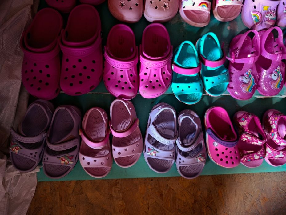 Фірмові крокси crocs totes шльопки босоніжки  20,21,22 і  25,26,27 до 33-36