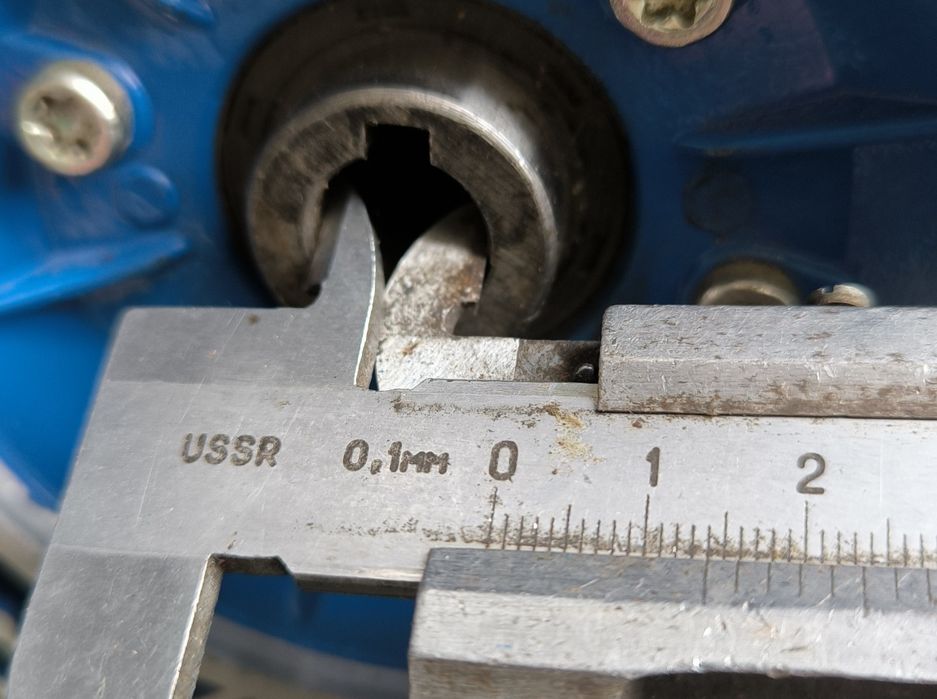 Редуктор nmrv-040. Передатка 1:50. Мотор редуктор.