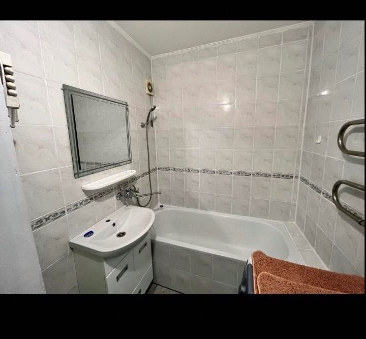 Оренда 1 кімната, підселення, дівчина, Целевича ( Пасічна)