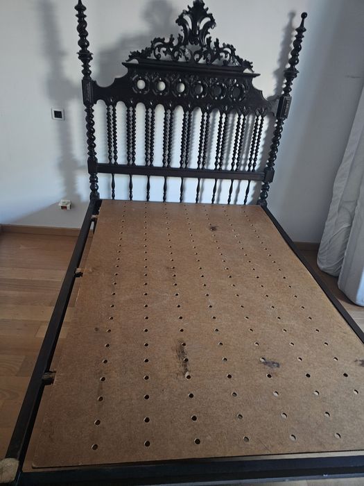 Cama e Armário em óptimo estado