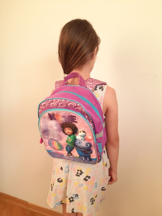 Рюкзак в школу на 1 клас. Не великий 30×25 см