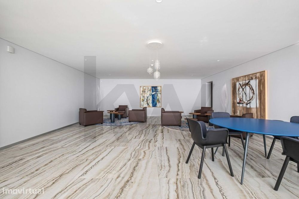 Apartamento T2 Edifício Madeira Palace Residences - Localizado Na Estr