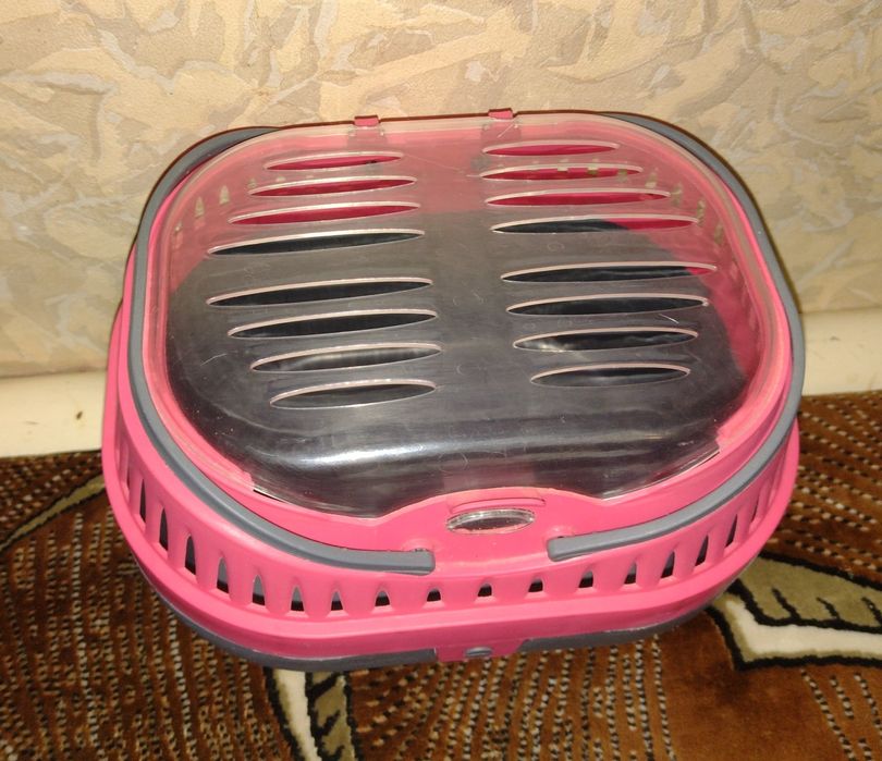 Переноска для тваринок.