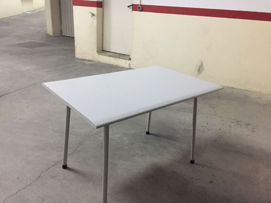 Mesa retangular cor cinza