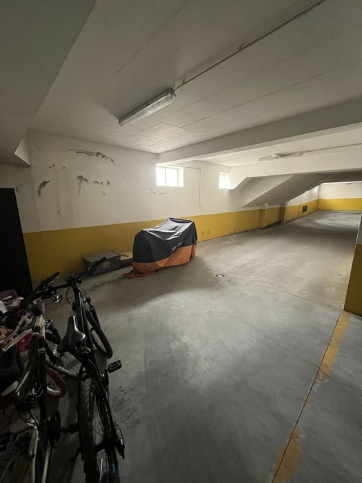 Lugar de garagem para 2 carros, Torres Vedras