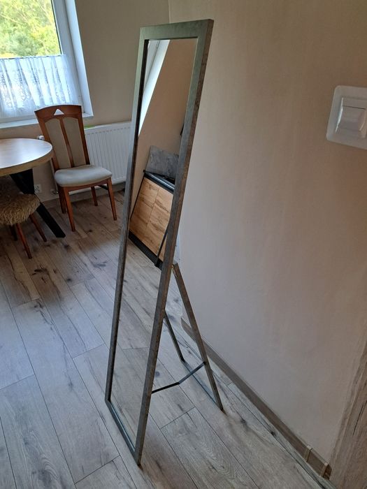 Sprzedam lustro stojace