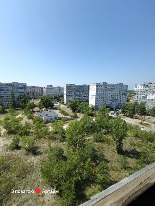 Продам 2-ну квартиру лівий берег 5 мікрорайон