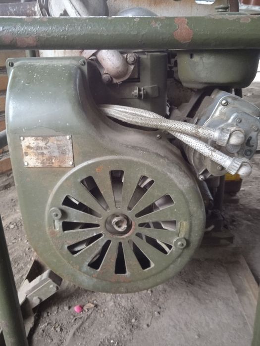 Генератор бензиновый