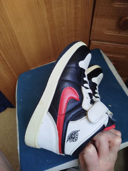 Найк джордани кросовки,хайтопи22,5 см