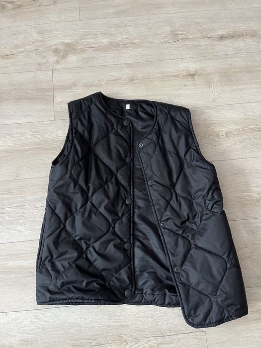 Жіночий черний желет Sinsey