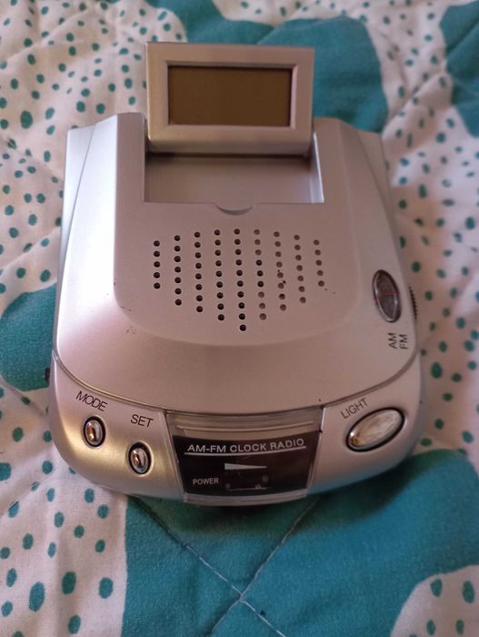 Radio de bolso com alarm