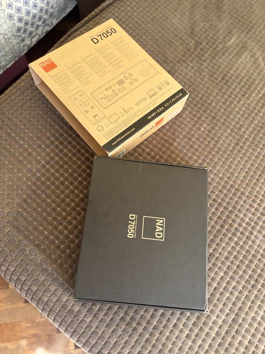 Усилитель NAD D 7050