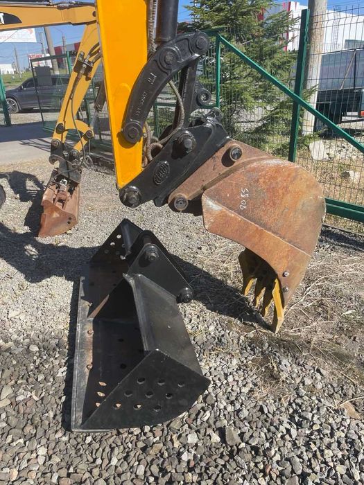 Міні екскаватор JCB 8055RTS 2013 року