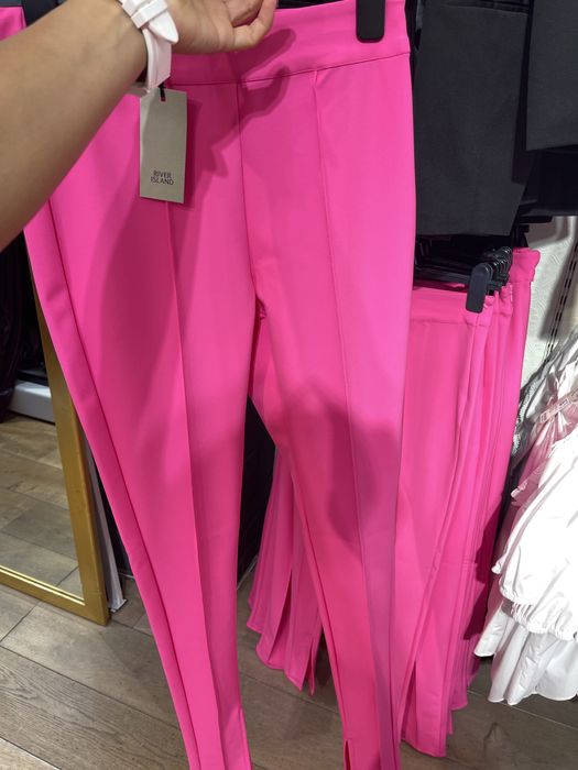 Жіночі лосіни Zara з розрізами штани брюки