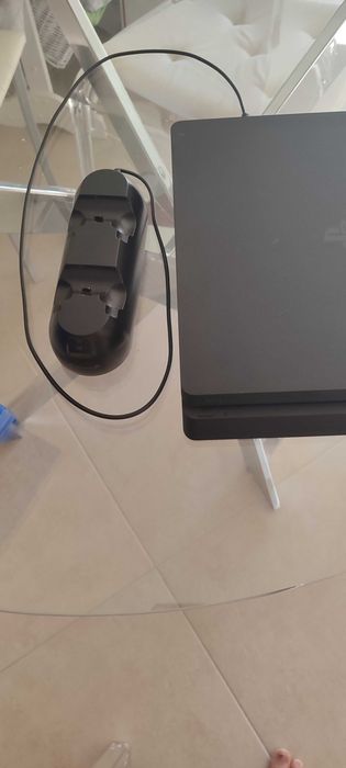 PlayStation 4 slim