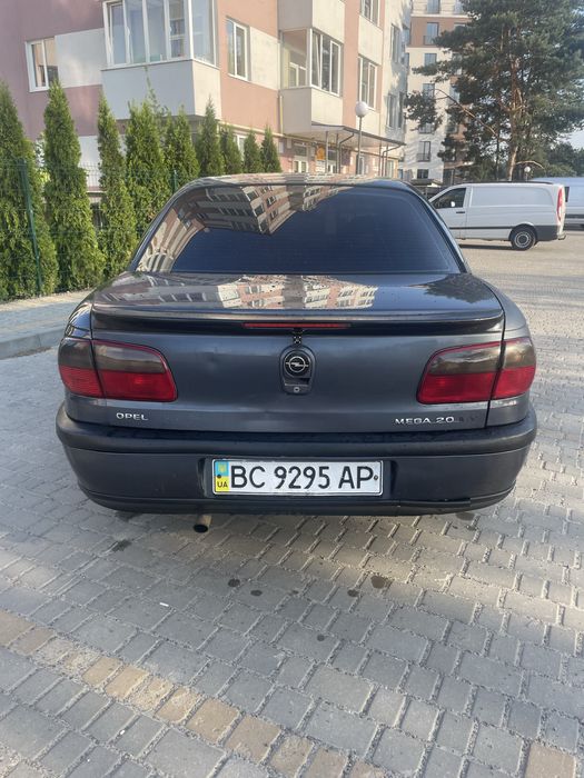 Продам опель омегу