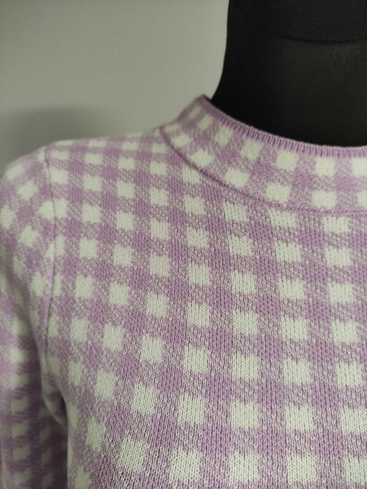 Sweterkowy crop-top