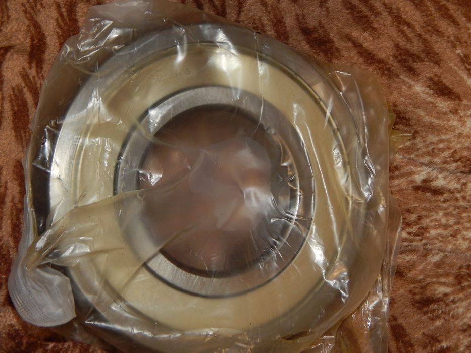 Продам подшипники