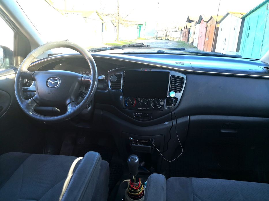 Мазда МПВ Mazda mpv 2002рік гарний стан дизель 2.0 турбо