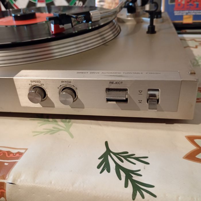 gramofon  Wega (Sony) P120 SH z napędem bezpośrednim (Direct Drive)