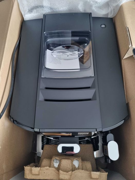 Ekspres JURA E8 (EC) Nowy