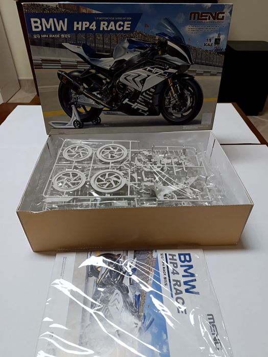 Meng BMW HP4 Race Kit