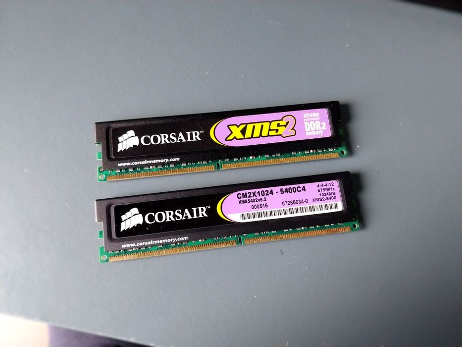 Corsair DDR2 1GB RAM Memory (XMS2) – 2x1GB Kit64740900316803121
