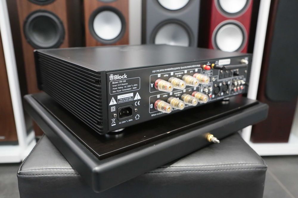 Block VR-120 wzmacniacz streamer tuner