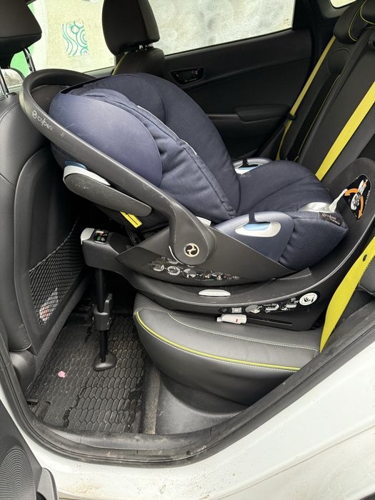 Cybex cloud Z I-Size zestaw (fotelik + baza  obrotowa + wkładki)