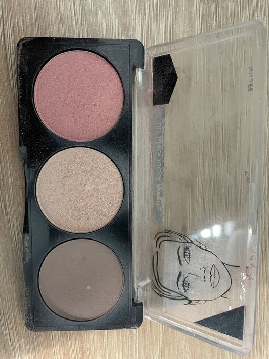 Róż rozświetlacz bronzer haen