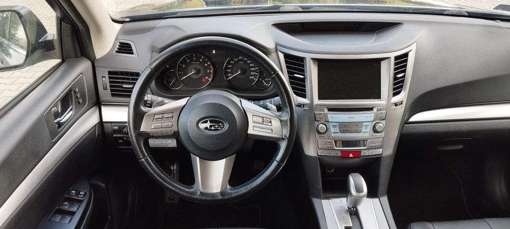 Subaru Outback 4x4 2.5 Bokser LPG 167 kM 12 r. Klima.