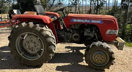 Trator agrícola Shibaura SD2200