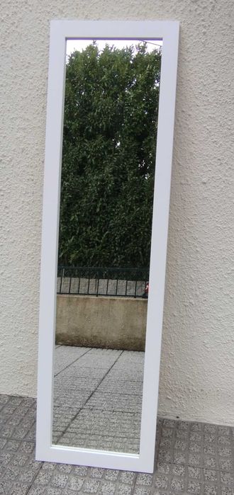 Espelho com algumas marcas de uso