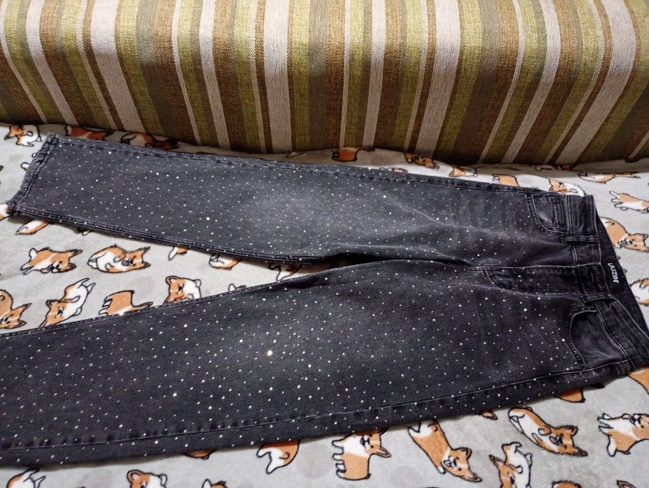 Джинси жіночі зі стразами