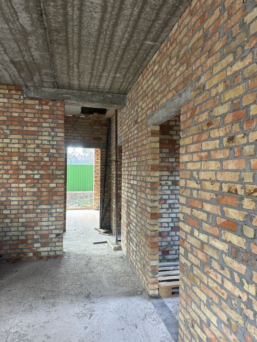 Пропонуємо до продажу  Побудований Будинок в Соснівці зі Своєю Терасою