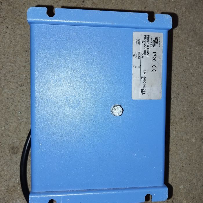 Inversor phoenix
12v/220v