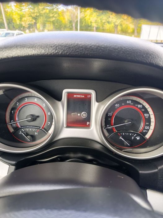 Продам Dodge Journey