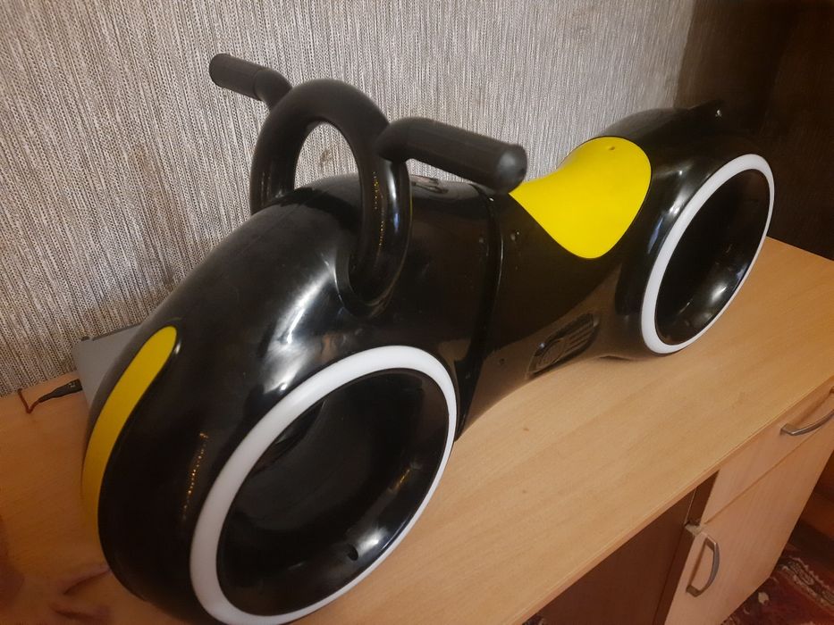 Біговел дитячий музичний