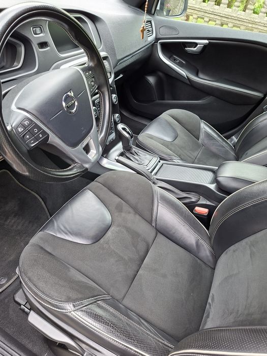 Volvo V40 T3 Drive-E Dynamic Edition